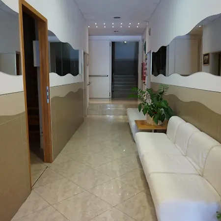 Angelus Hotel