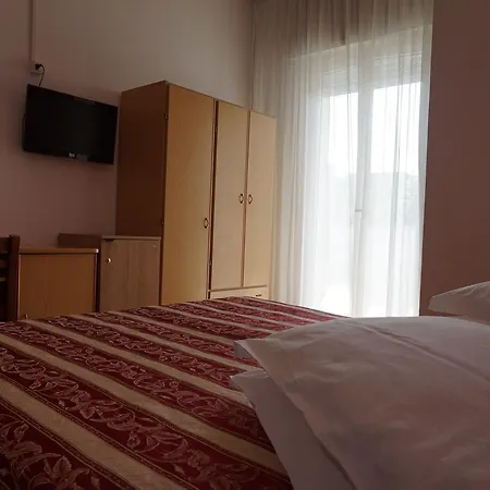 Angelus 3* Ρίμινι