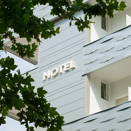 Angelus Hotel 3*