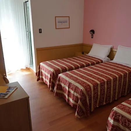 Angelus Hotel