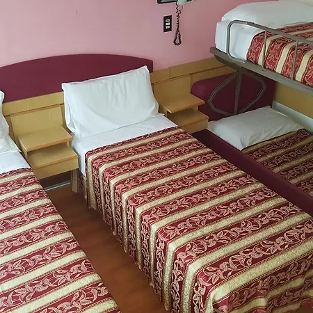 Angelus Hotel 3*